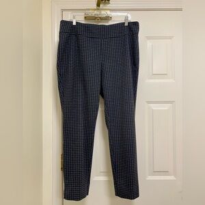 Pull On Zac & Rachel Check Pattern Compression Women’s Ankle Pants 1X